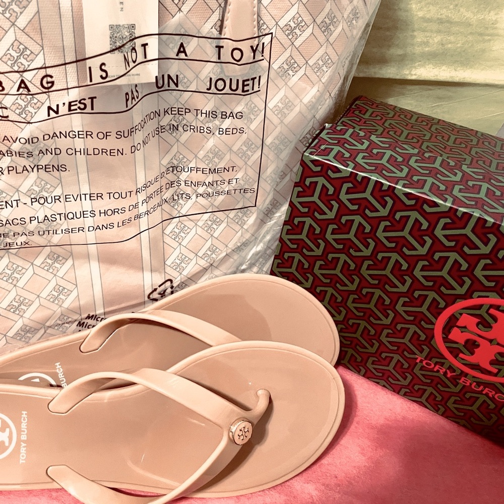 BUNDLE DEALS |  TORY BURCH TOTE & SANDALS| 100% AUTHENTIC 💞